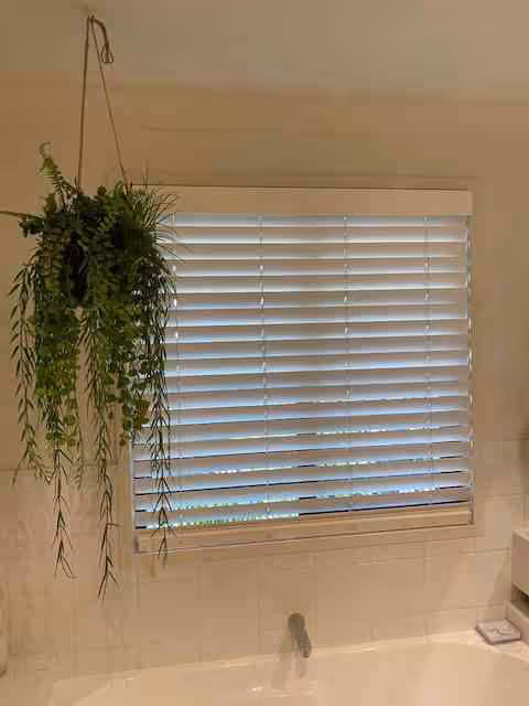 scaled_63mm-tuscany-egg-shell-bath-e1648094480450