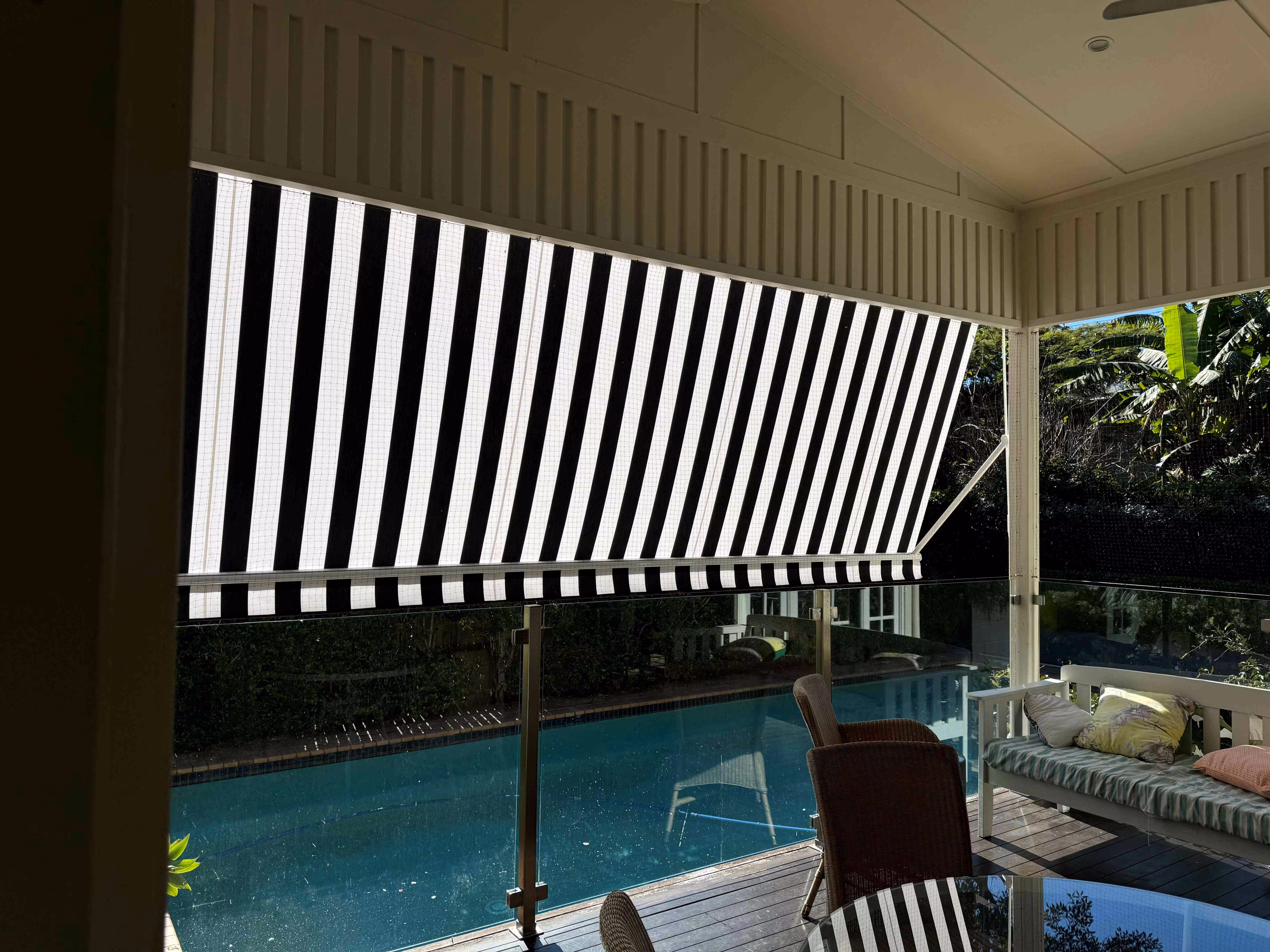 scaled_Drop Arm or Pivot Arm Awning 1