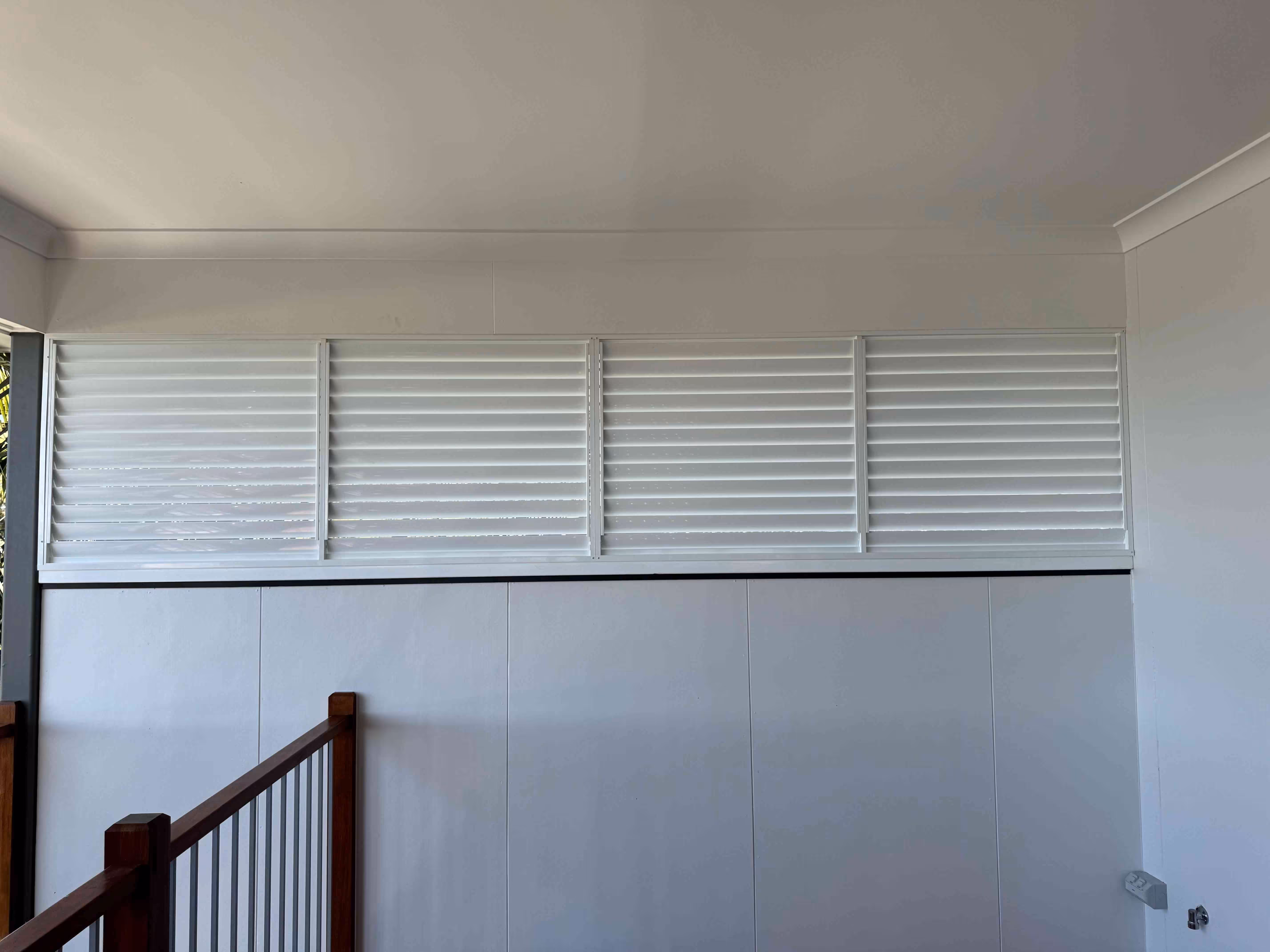 scaled_Seeview - Henry 1