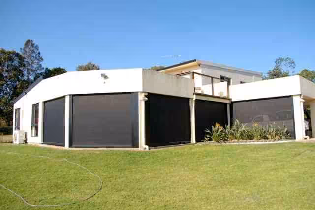 scaled_Sunmaster Awning 012