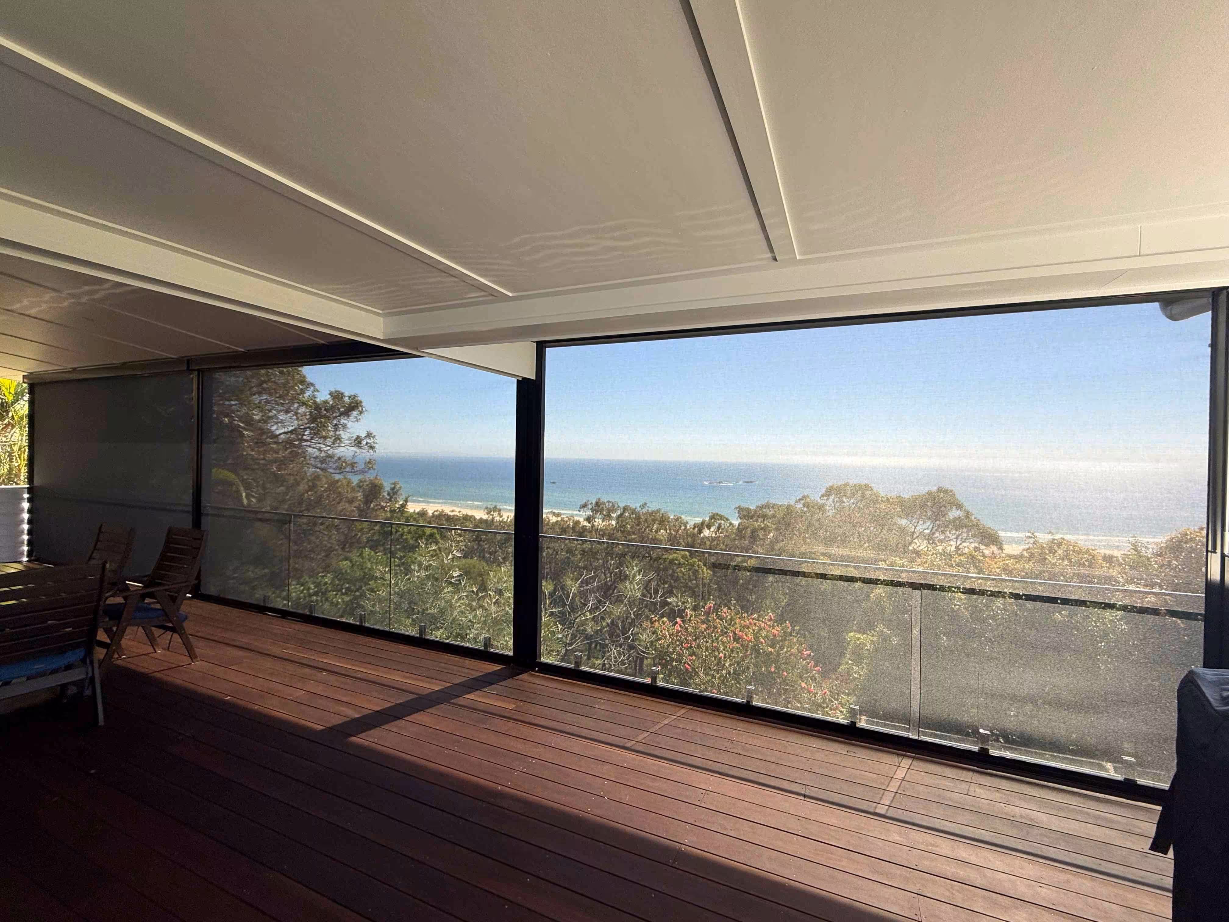 scaled_Zipscreen - Jack 1