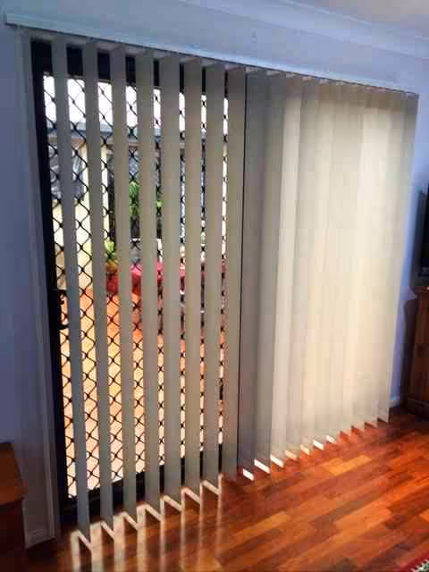 scaled_long-vertical-drape-blinds